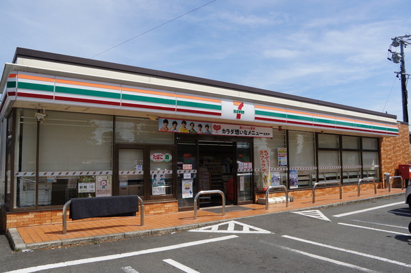 豊橋市草間町字郷西の中古一戸建て(セブンイレブン豊橋草間町店)
