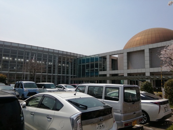 ピュアライフ川花(豊川市中央図書館)