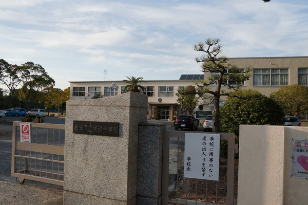 ライオンズマンション南栄　2F(豊橋市立南部中学校)