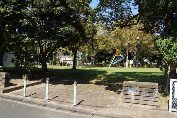 豊橋市多米東町３丁目の中古一戸建て(鳥居前公園)