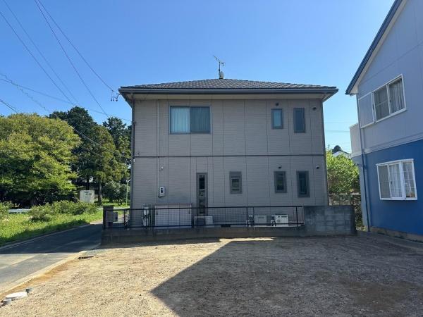 豊橋市新栄町南小向　全1棟