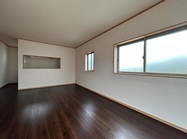 豊橋市前芝町西青