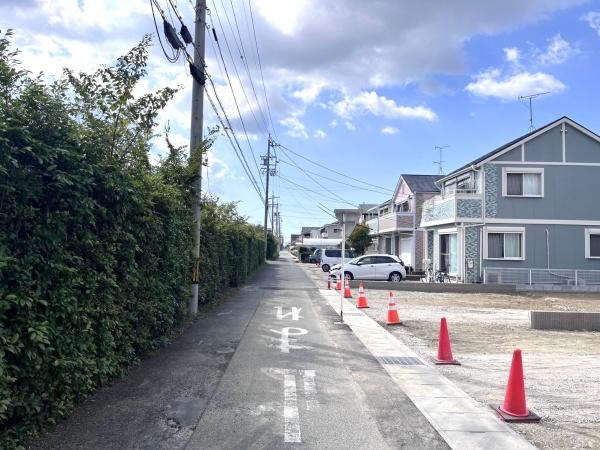 豊橋市新栄町東小向　2号棟