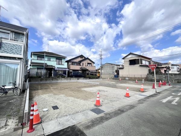豊橋市新栄町東小向　1号棟