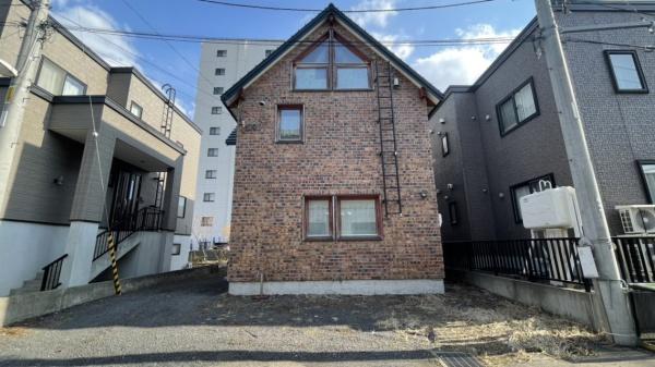 月寒東2条9丁目　中古戸建