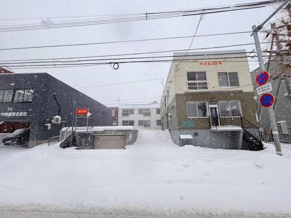 石山通沿い・角地　南二十三条西11丁目土地
