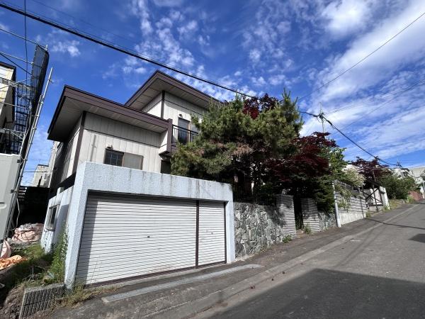 札幌市豊平区西岡四条１４丁目の中古一戸建て