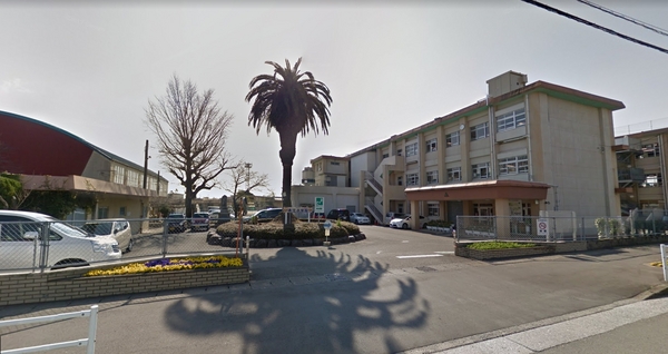 セントヒルズ マリーナ宮崎弐番館(宮崎市立赤江小学校)