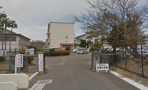 宮崎市佐土原町下那珂の土地(宮崎市立広瀬小学校)