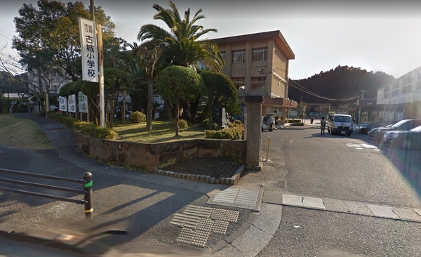 宮崎市薫る坂2丁目の中古一戸建て(宮崎市立古城小学校)
