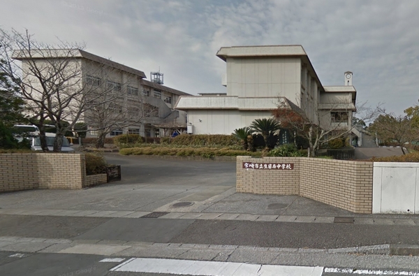 宮崎市大塚台東2丁目の土地(宮崎市立生目南中学校)