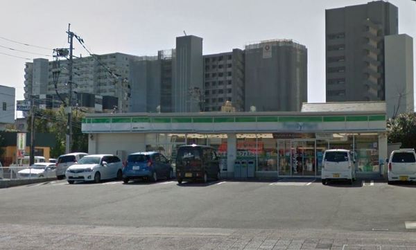 ポレスター大淀河畔(ファミリーマート橘通東一丁目店)