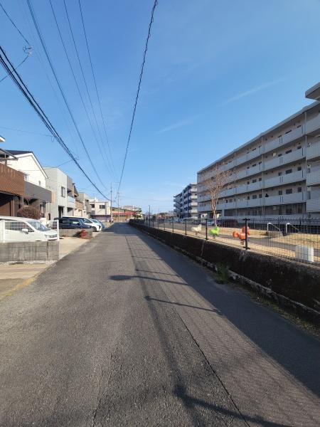 柳丸町駐車場３台南向2階建戸建