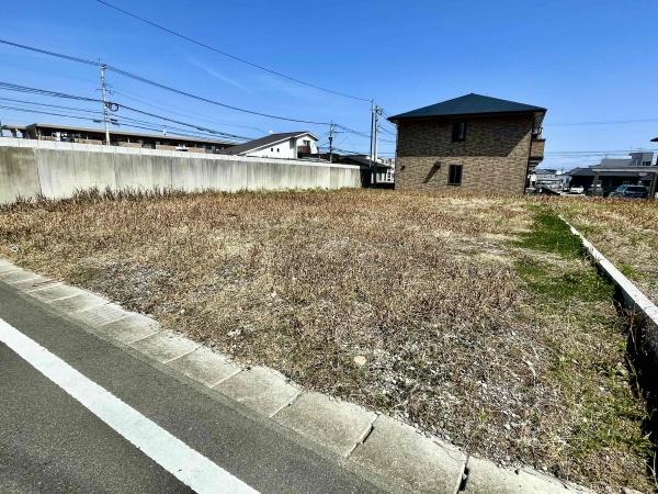佐土原町松小路A号地　80坪以上の整形地　建築条件なし
