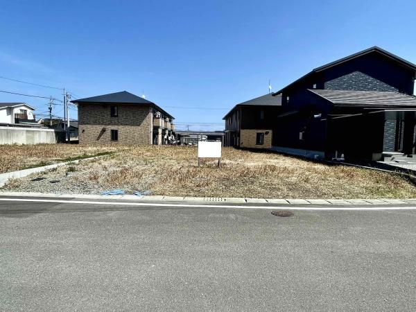 佐土原町松小路B号地　80坪以上の整形地　建築条件なし