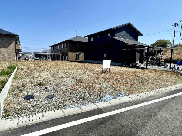 佐土原町松小路B号地　80坪以上の整形地　建築条件なし