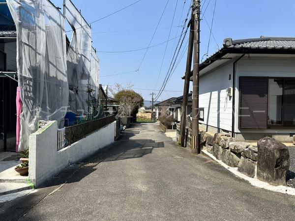 【即入居可】自然に囲まれた日当たり良好一戸建て