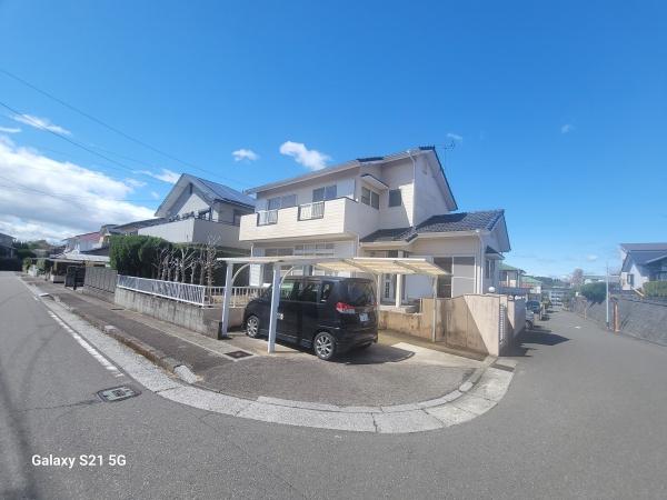 高台東南角地加納乙二階建て戸建