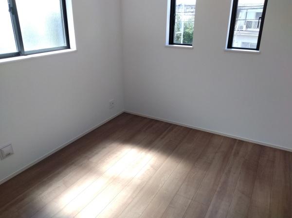 吉村町６期　B号棟