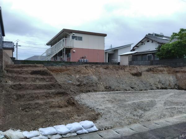 月見ヶ丘南道路新築用地