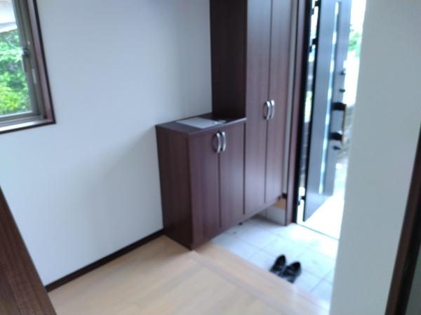 宮崎市大字恒久の中古一戸建て(玄関)