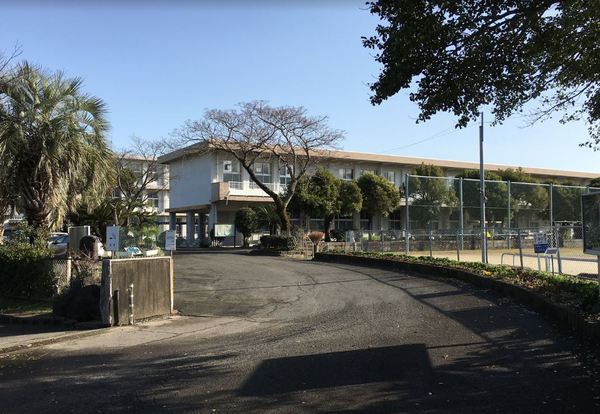 宮崎市平和が丘北町の土地(宮崎市立池内小学校)
