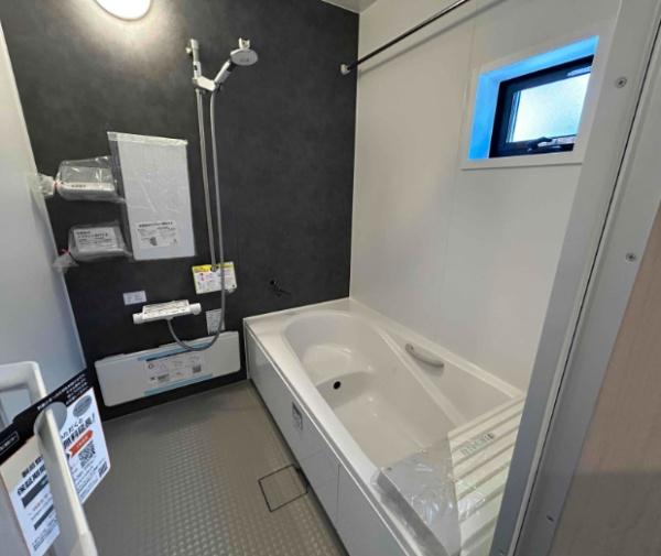 中西町新築２階建て　利便性良好