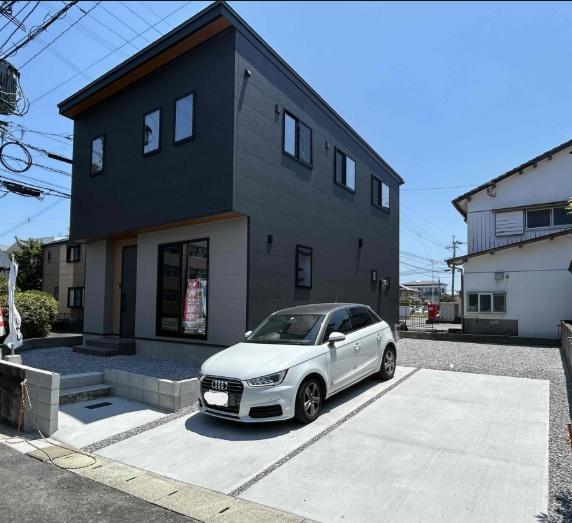 中西町新築２階建て　利便性良好