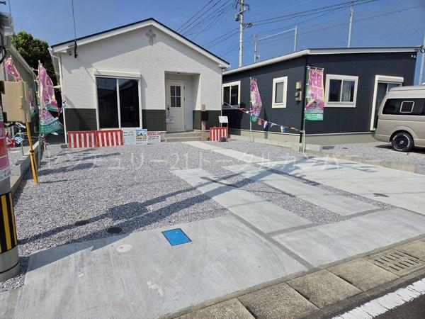 かわいらしい外観が特徴的です。
