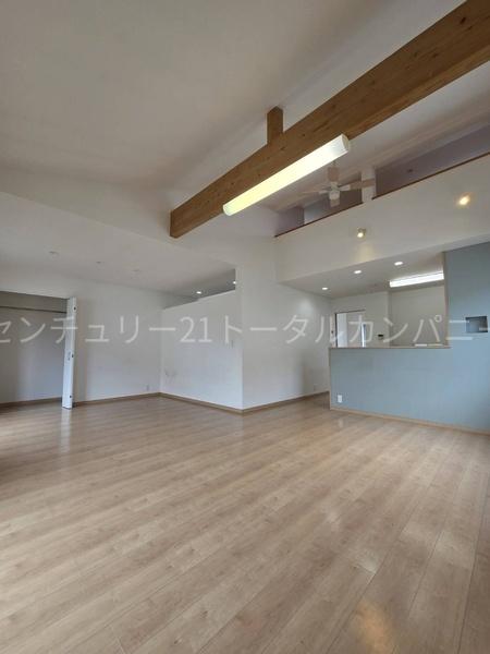 東諸県郡国富町大字三名の中古一戸建て