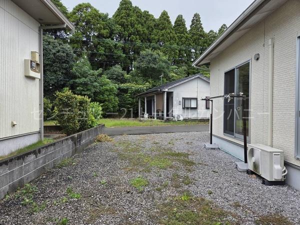 東諸県郡国富町大字三名の中古一戸建て