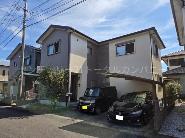 駐車場並列2台可能外壁塗装済の2階建戸建て