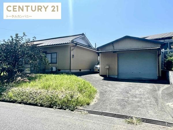 川南町の中古平家　172坪のゆったりとした敷地