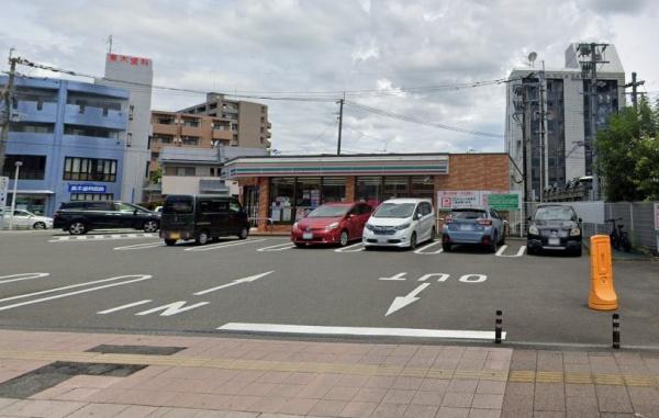 グランドパレス宮崎ザ・セントラル(セブンイレブン宮崎清水2丁目店)