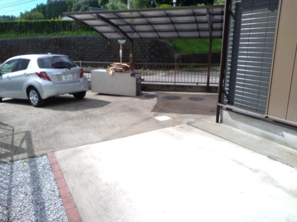 宮崎市佐土原町西上那珂の中古一戸建て