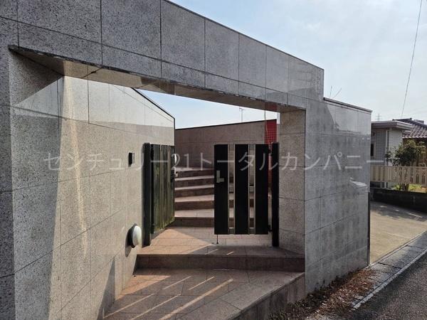 宮崎市小松台東３丁目の中古一戸建