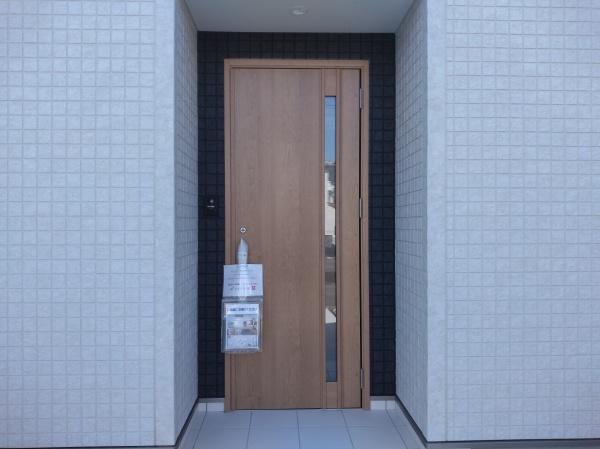大塚町窪田モデル(玄関)