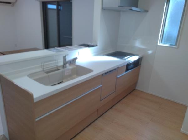 大塚町窪田モデル(キッチン)