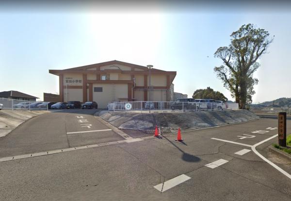 児湯郡高鍋町大字南高鍋の土地(新富町立富田小学校)