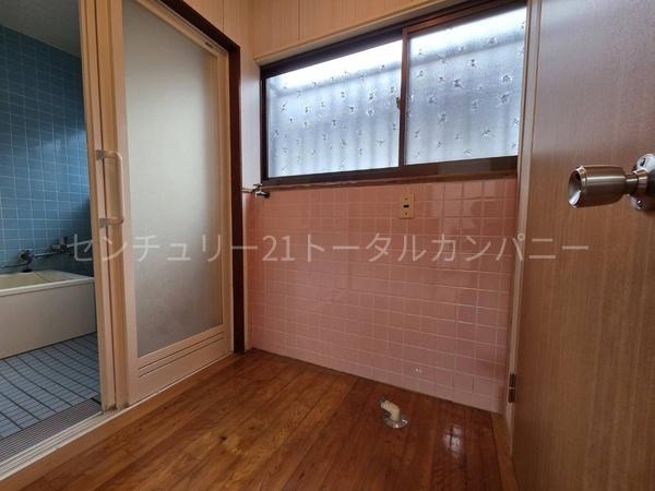 都城市広原町の中古一戸建て