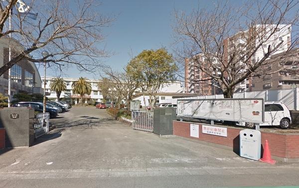 サーパス霧島一丁目(宮崎市立宮崎西中学校)
