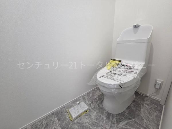 小学校、スーパー近くの新築一戸建てです