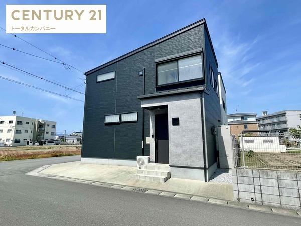 吉村町築浅中古住宅