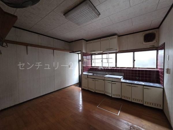 小林市野尻町三ケ野山の中古一戸建て