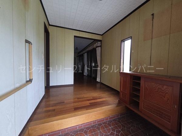 小林市野尻町中古一戸建て
