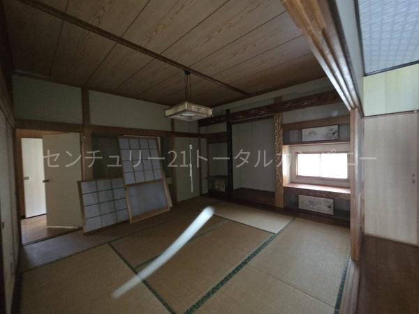 小林市野尻町三ケ野山の中古一戸建て