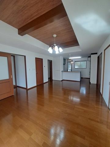 シャーメゾン大町