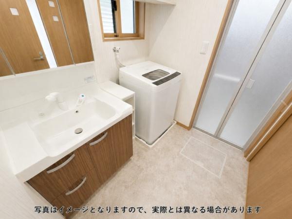 東諸県郡国富町大字本庄の中古一戸建て