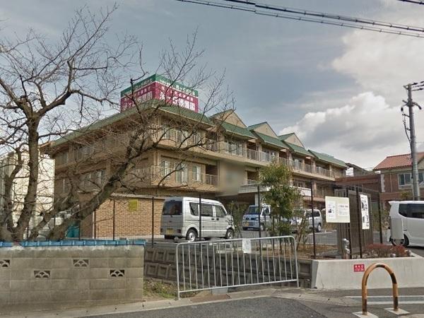 泉佐野市鶴原の中古一戸建て(幼保連携型認定こども園泉ヶ丘保育園)