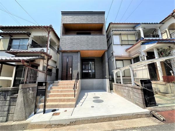 和泉市尾井町の中古一戸建て